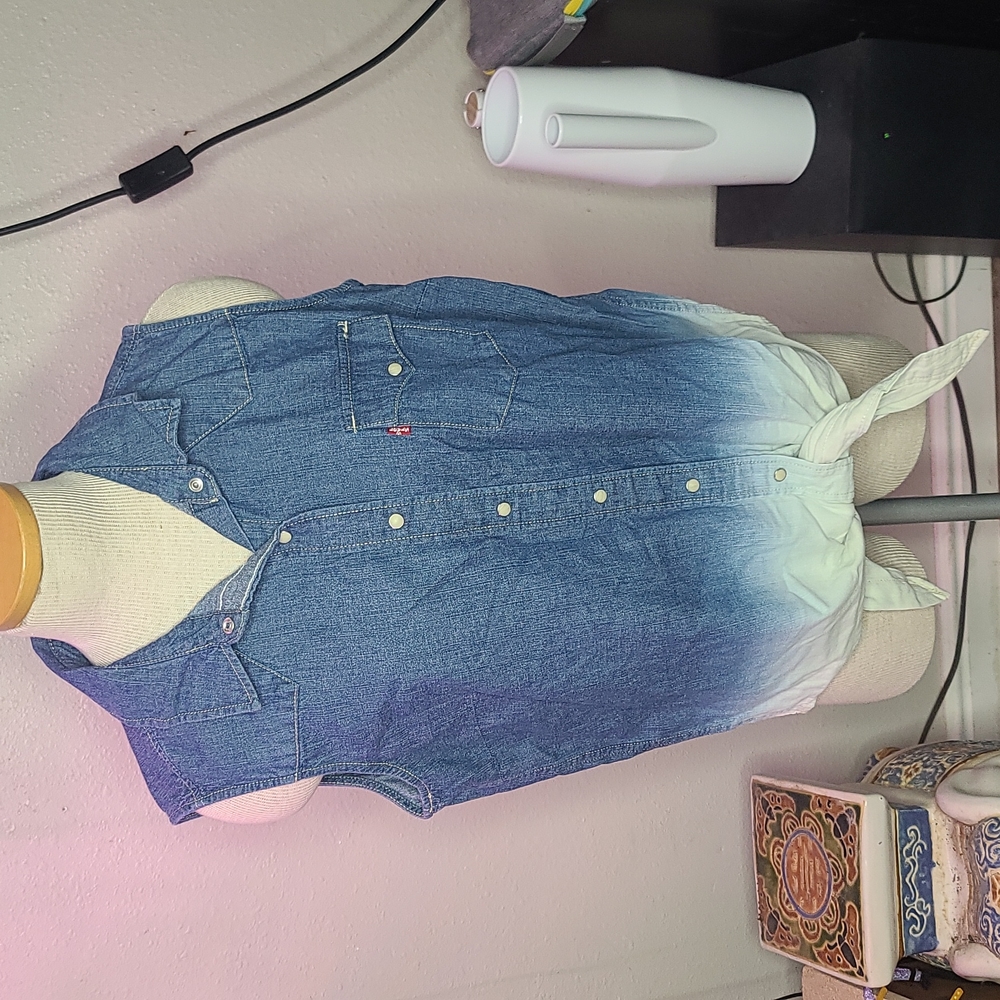 Levi Denim Button Down Sleevess Vest Shirt